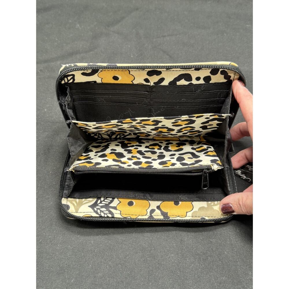 Vera Bradley Wallet Womens Multicolor Floral Quilted Cotton Zip Around Clutch - Picture 5 of 7